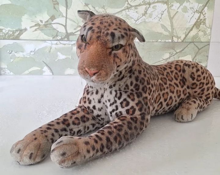 🐆 Das wird ein Nachspiel haben! 💁♂️ Ja, ja. Jetzt rein da. Es geht sicher ganz schnell. Und es wäre längst getan, wenn wir nicht erst diese Diskussion zu einem niemals möglichen Ende zu bringen versuchten. Ich passe auch auf, dass kein Schaum...